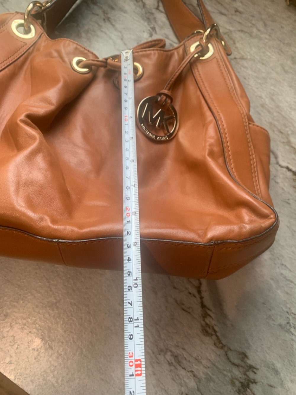 Michael Kors Ludlow Cognac Leather Drawstring Shoulder Bag with Gold Accents - Picture 14 of 16
